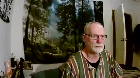 Larbie online show from 10/22/25, 10:37