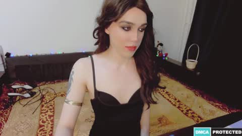 Larisa Lavriki online show from 10/24/25, 02:46