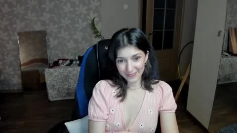 Larisa online show from 10/07/25, 07:44