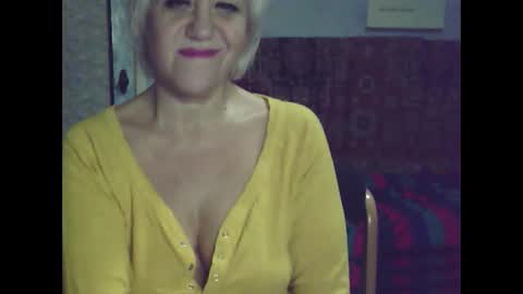 larisaq4ugo24 online show from 01/24/25, 09:15