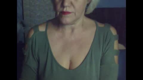 larisaq4ugo24 online show from 09/20/25, 08:15