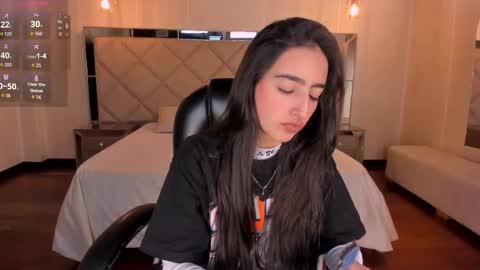 Larisa Smirnov online show from 01/11/26, 04:06