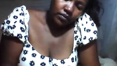 Larissa online show from 03/27/26, 12:27