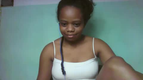 larissa645771 online show from 09/30/25, 07:02