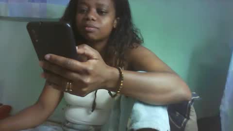 larissa645771 online show from 10/16/25, 05:03