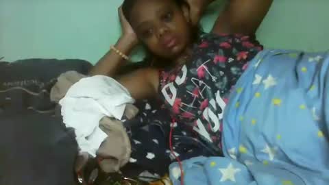 larissa645771 online show from 03/16/26, 05:50