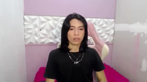 larry online show from 03/29/26, 01:00