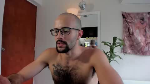 larry_stewart online show from 04/13/26, 05:18