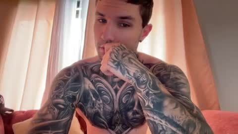 Snapshot of larsskeet chatting on 07/04/26, 02:56 larsskeet online show from 07/04/26, 02:56