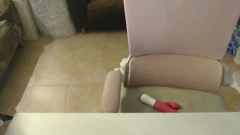 Auri online show from 02/13/25, 10:33