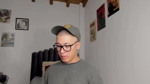 Snapshot of lass_nazar chatting on 09/13/25, 01:16 lass_nazar online show from 09/13/25, 01:16