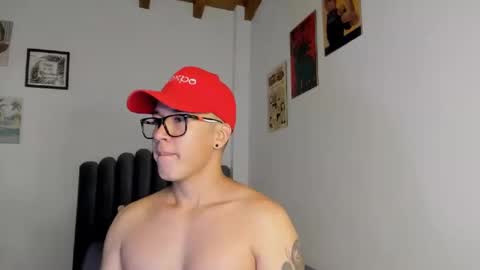 Snapshot of lass_nazar chatting on 09/30/25, 01:32 lass_nazar online show from 09/30/25, 01:32