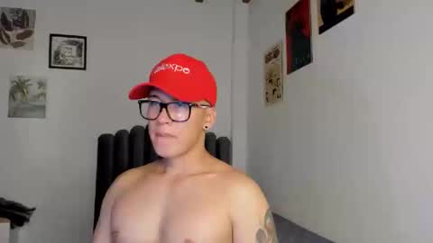 Snapshot of lass_nazar chatting on 10/16/25, 01:17 lass_nazar online show from 10/16/25, 01:17