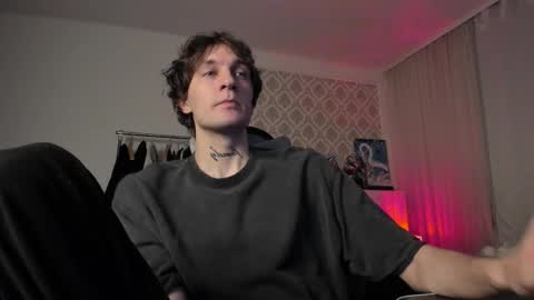 Snapshot of lastnight4you chatting on 10/16/25, 02:56 acie online show from 10/16/25, 02:56