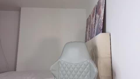 Snapshot of latam_ chatting on 07/18/26, 06:23 YOUR BABY online show from 07/18/26, 06:23