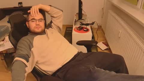 latexboy893 online show from 11/27/25, 03:36