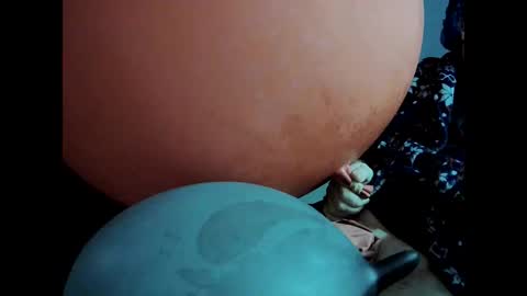 latexchris77 online show from 12/16/24, 10:18