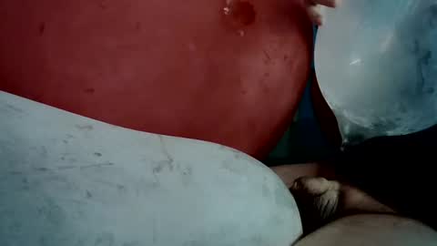 Snapshot of latexchris77 chatting on 06/05/26, 05:58 latexchris77 online show from 06/05/26, 05:58