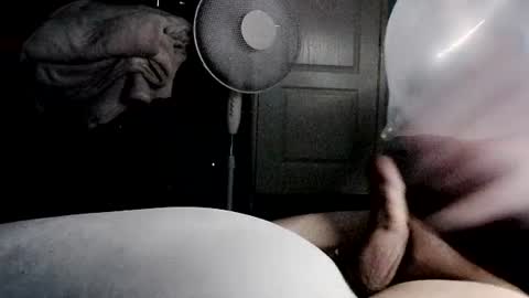 Snapshot of latexchris77 chatting on 06/26/26, 02:27 latexchris77 online show from 06/26/26, 02:27