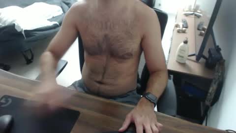 Snapshot of latexdave84 chatting on 05/04/26, 10:33 latexdave84 online show from 05/04/26, 10:33