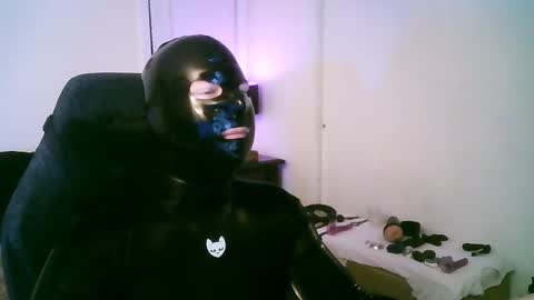 latexminheadroom online show from 01/12/26, 04:29