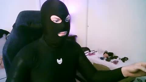 Snapshot of latexminheadroom chatting on 07/23/26, 05:16 latexminheadroom online show from 07/23/26, 05:16