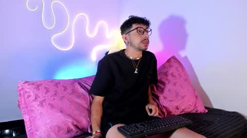 latin_bigcock21cm online show from 03/25/26, 03:12