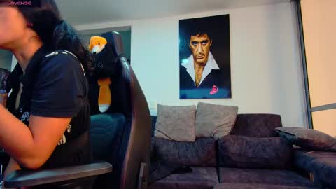 Snapshot of latin_couple77 chatting on 03/08/25, 02:34 Sara y Andy online show from 03/08/25, 02:34