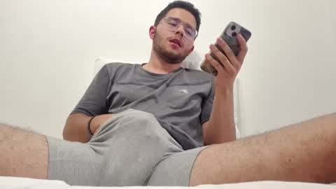 Latin edge online show from 03/10/25, 08:23