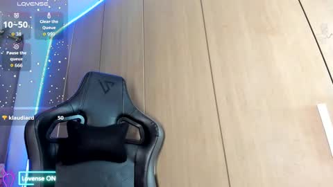 instagramlatin goddessx   im nikoll online show from 09/14/25, 06:12