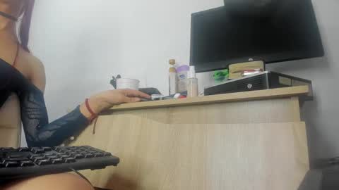 latin_xmenaxxx online show from 05/13/26, 12:13