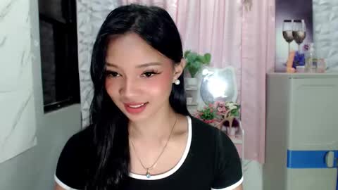 latina_babexxx online show from 03/15/26, 04:35