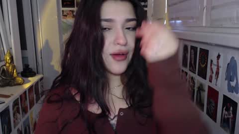 Snapshot of latina_mia chatting on 12/14/24, 05:40 miiiiiiaaaa online show from 12/14/24, 05:40