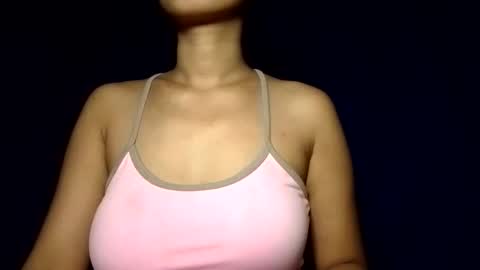 Snapshot of latina_shaine chatting on 05/29/26, 09:46 latina_shaine online show from 05/29/26, 09:46