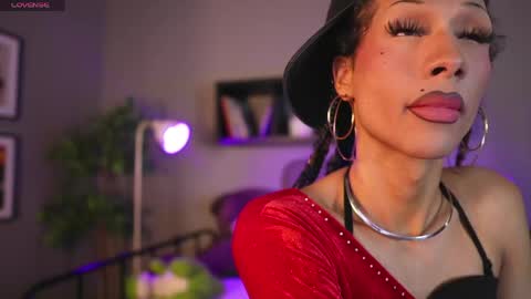 latinaflexqueen online show from 05/06/26, 10:15