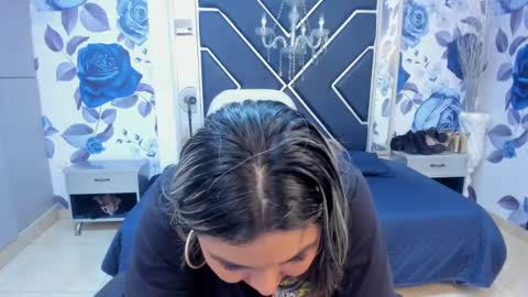 EMMA   online show from 09/24/25, 03:04