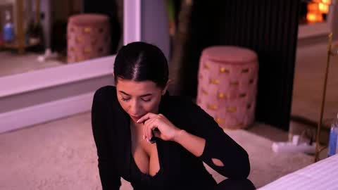 Latina online show from 03/17/26, 06:00