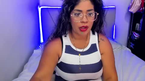 Snapshot of latinamav22 chatting on 05/16/26, 11:14 latinamav22 online show from 05/16/26, 11:14