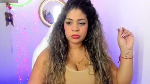 Snapshot of latinamav22 chatting on 06/29/26, 08:53 latinamav22 online show from 06/29/26, 08:53