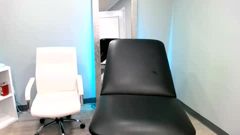 latinasdoubletroble online show from 01/16/26, 06:56