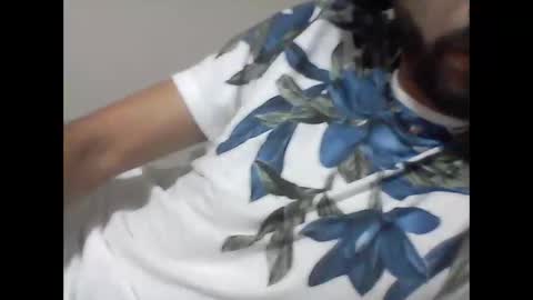 Snapshot of latinbigcuu chatting on 11/17/25, 08:53 latinbigcuu online show from 11/17/25, 08:53