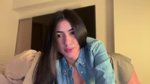 Hi -  online show from 05/15/26, 07:26