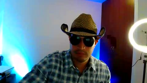 Latingogo online show from 02/15/26, 09:33