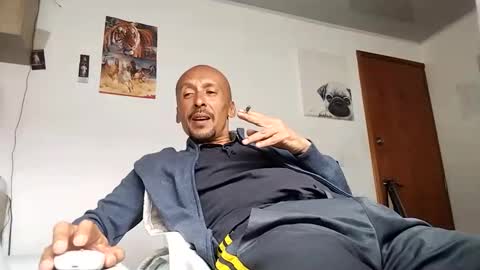 latinhardfucker1980 online show from 01/24/25, 07:18