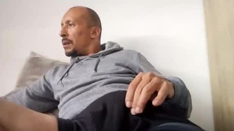 latinhardfuker1980 online show from 02/06/25, 02:15