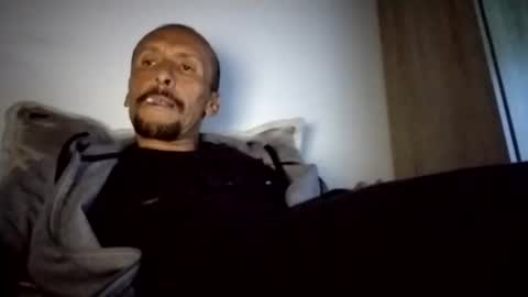 latinhardfuker1980 online show from 02/19/25, 08:12