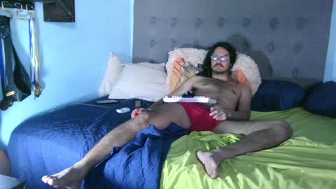 latinincognito online show from 12/29/24, 05:12