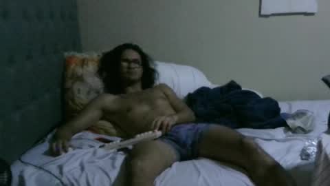 latinincognito online show from 11/09/25, 09:07