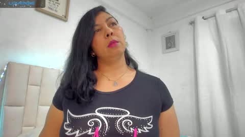 Vanessa online show from 10/23/25, 02:00