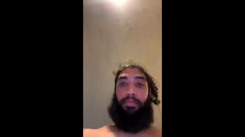 Snapshot of latinlover199518 chatting on 12/28/24, 10:13 latinlover199518 online show from 12/28/24, 10:13